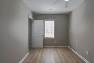 26147 N Carol St, Warrenton, MO 63383 - Photo 11