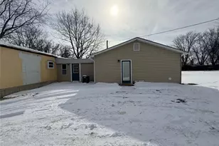 26147 N Carol St, Warrenton, MO 63383 - Photo 21