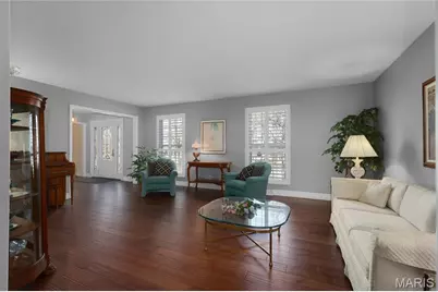 13258 Fairoyal Drive, Des Peres, MO 63131 - Photo 5