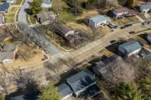 13258 Fairoyal Dr, Des Peres, MO 63131 - Photo 27