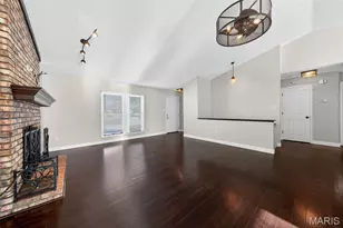 2128 Monks Hollow Dr, Florissant, MO 63031 - Photo 9