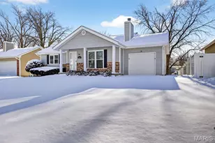 2128 Monks Hollow Dr, Florissant, MO 63031 - Photo 5