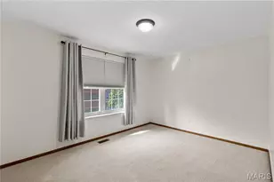 2412 Silkwood Dr, Overland, MO 63114 - Photo 15