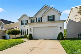 176 Berry Manor Cir, Saint Peters, MO 63376 - Photo 39