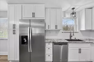 1719 Hawthorne Dr, Pacific, MO 63069 - Photo 11