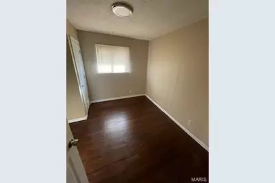 95 Florissant Park Drive, Florissant, MO 63031 - Photo 7