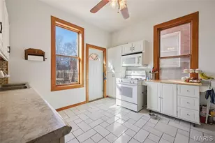 612 Bates St, Saint Louis, MO 63111 - Photo 5