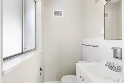 2267 Heritage Drive, Saint Louis, MO 63136 - Photo 13