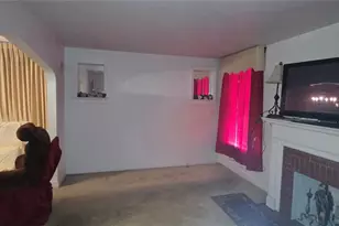 4739 Bessie Ct, Saint Louis, MO 63115 - Photo 5