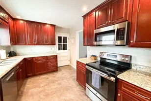 6 Fair Oaks Dr, Hannibal, MO 63401 - Photo 5