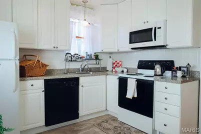 2627 Louis Avenue, Brentwood, MO 63144 - Photo 5