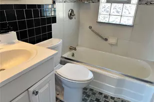 8527 Dianthus Ln, Saint Louis, MO 63136 - Photo 11