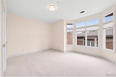 315 N Meramec Avenue #30, Saint Louis, MO 63105 - Photo 13