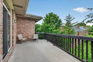 315 N Meramec Ave, Saint Louis, MO 63105 - Photo 29
