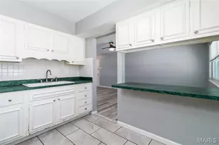 7604 Hazelcrest Dr, Saint Louis, MO 63042 - Photo 7