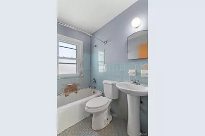 9201 Guthrie Avenue, Woodson Terrace, MO 63134 - Photo 11