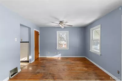 9201 Guthrie Avenue, Woodson Terrace, MO 63134 - Photo 5