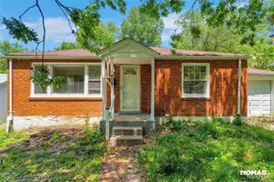 8135 Bloom Dr, Saint Louis, MO 63114 - Photo 7