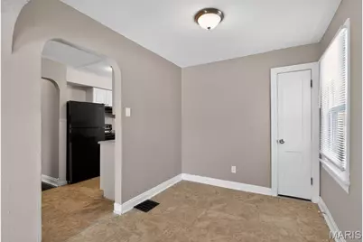 405 Estelle Avenue, Ferguson, MO 63135 - Photo 17