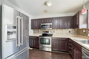 274 Tyndale Dr, O'Fallon, MO 63366 - Photo 9