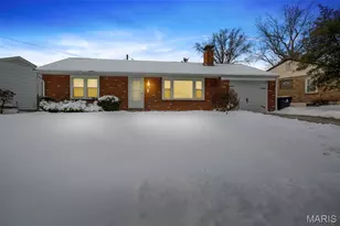 5 Santa Cruz Dr, Saint Louis, MO 63031 - Photo 3