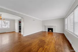 5 Santa Cruz Dr, Saint Louis, MO 63031 - Photo 7