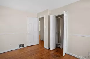 860 St Brendan Ln, Florissant, MO 63031 - Photo 15