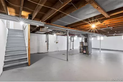 296 Meadowcrest Drive, Saint Louis, MO 63135 - Photo 25