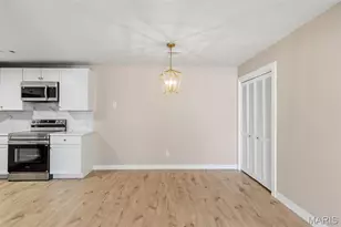 288 Carriage Ct, Washington, MO 63090 - Photo 5