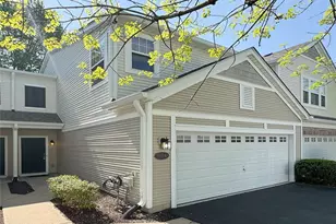 904 Kingston Terrace Ct, Saint Charles, MO 63301 - Photo 1