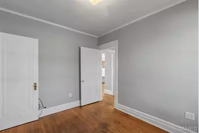 5031 Sutherland Avenue, Saint Louis, MO 63109 - Photo 35