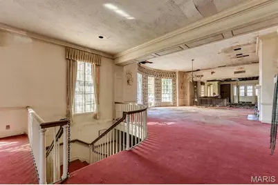 7733 Natural Bridge Road, Normandy, MO 63121 - Photo 9