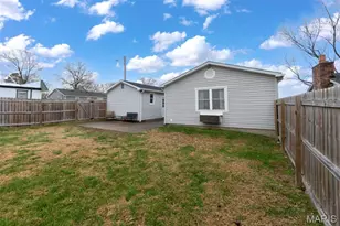 2112 Merriwether St, Cape Girardeau, MO 63703 - Photo 5