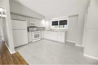 9950 Cambria Drive, Moline Acres, MO 63136 - Photo 5