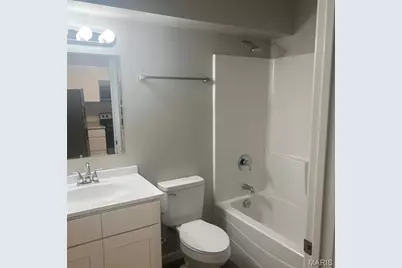 716 Tall Oaks Drive #110, Saint Clair, MO 63077 - Photo 9