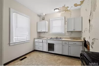 45 Beacon Avenue, Saint Louis, MO 63135 - Photo 17