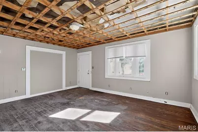 45 Beacon Avenue, Saint Louis, MO 63135 - Photo 9