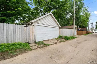 3927 Childress Avenue, Saint Louis, MO 63109 - Photo 17