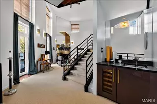 6 Benton Pl, Saint Louis, MO 63104 - Photo 11