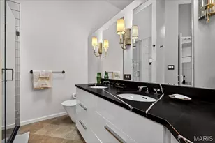 6 Benton Pl, Saint Louis, MO 63104 - Photo 29