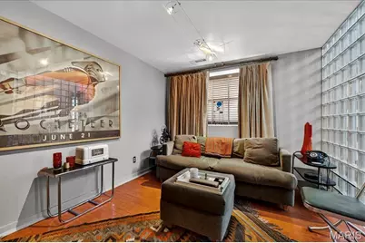 6 Benton Place, Saint Louis, MO 63104 - Photo 9