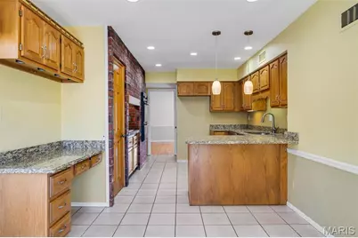12205 Blackheath Court, Saint Louis, MO 63141 - Photo 23