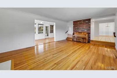 12205 Blackheath Court, Saint Louis, MO 63141 - Photo 11