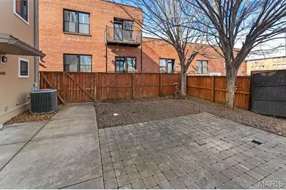 4445 Olive Street, Saint Louis, MO 63108 - Photo 31