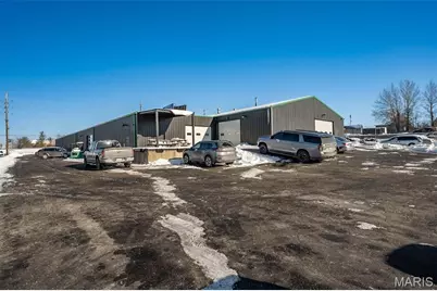 4524 S Saint Peters Parkway, Saint Peters, MO 63304 - Photo 9