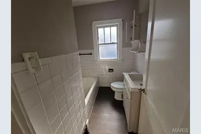 115 Lawrence Avenue, Saint Louis, MO 63135 - Photo 13