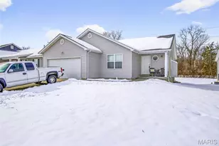 1011 Watering Stone Ct, Pevely, MO 63070 - Photo 3