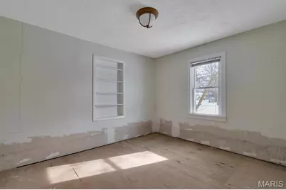 502 S 3rd Street, Pacific, MO 63069 - Photo 11