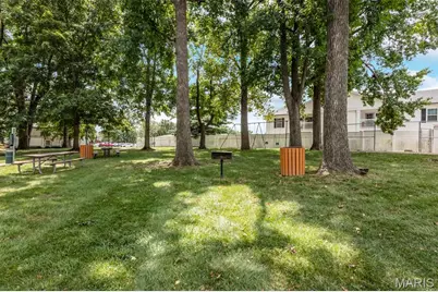 4347 Chateau De Ville Drive #G, Saint Louis, MO 63129 - Photo 43