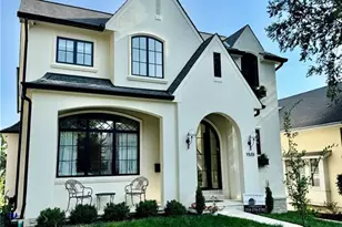 306 N Central Ave, Clayton, MO 63105 - Photo 1